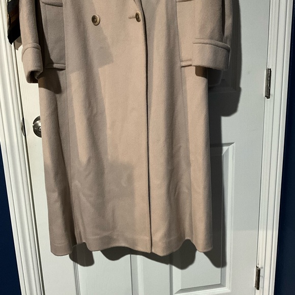 STUNNER SHOW STOPPER VINTAGE 100% wool camel coat fox collar GORGEOUS!🏆🏆🧥 - Picture 12 of 14